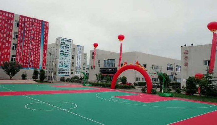 ����ְҵѧУ��ǻҽѧרҵ(��ݷ��򣩾�ҵǰ��